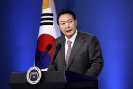 South Korea announced on Thursday that it may send arms to Ukraine, in what can be regarded as a significant shift in its foreign policy.
